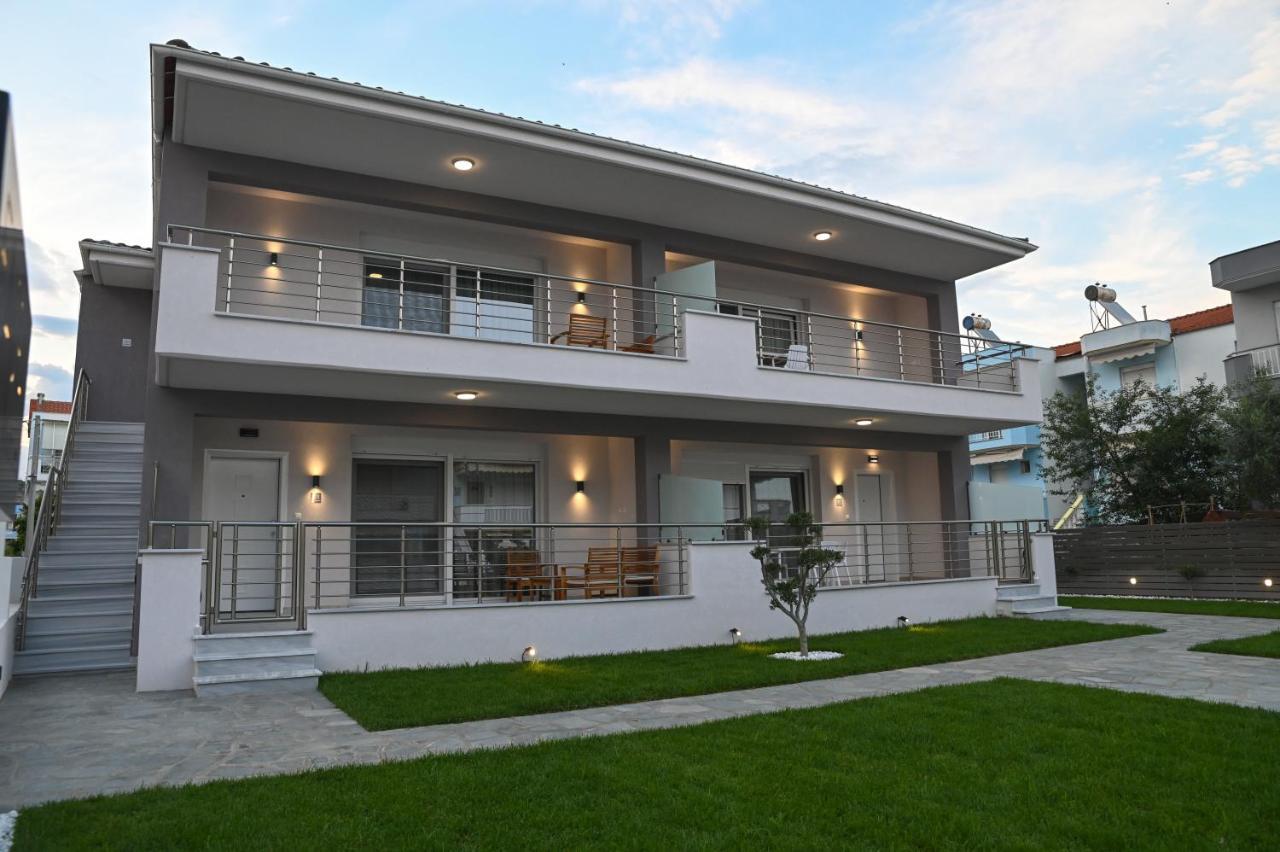 Faidra Apartments Néa Péramos Esterno foto